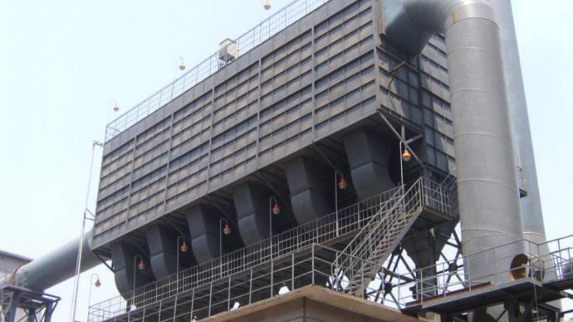 電廠負壓吸塵系統濾筒多久換