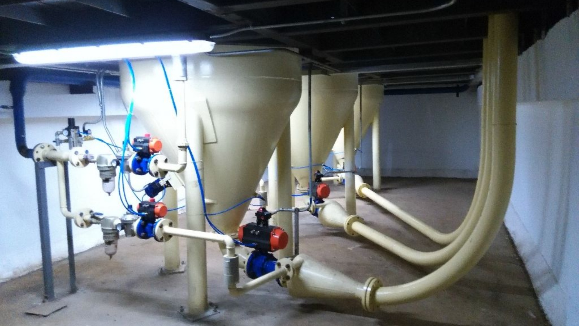 潔凈室真空清掃的設備故障率行業標準