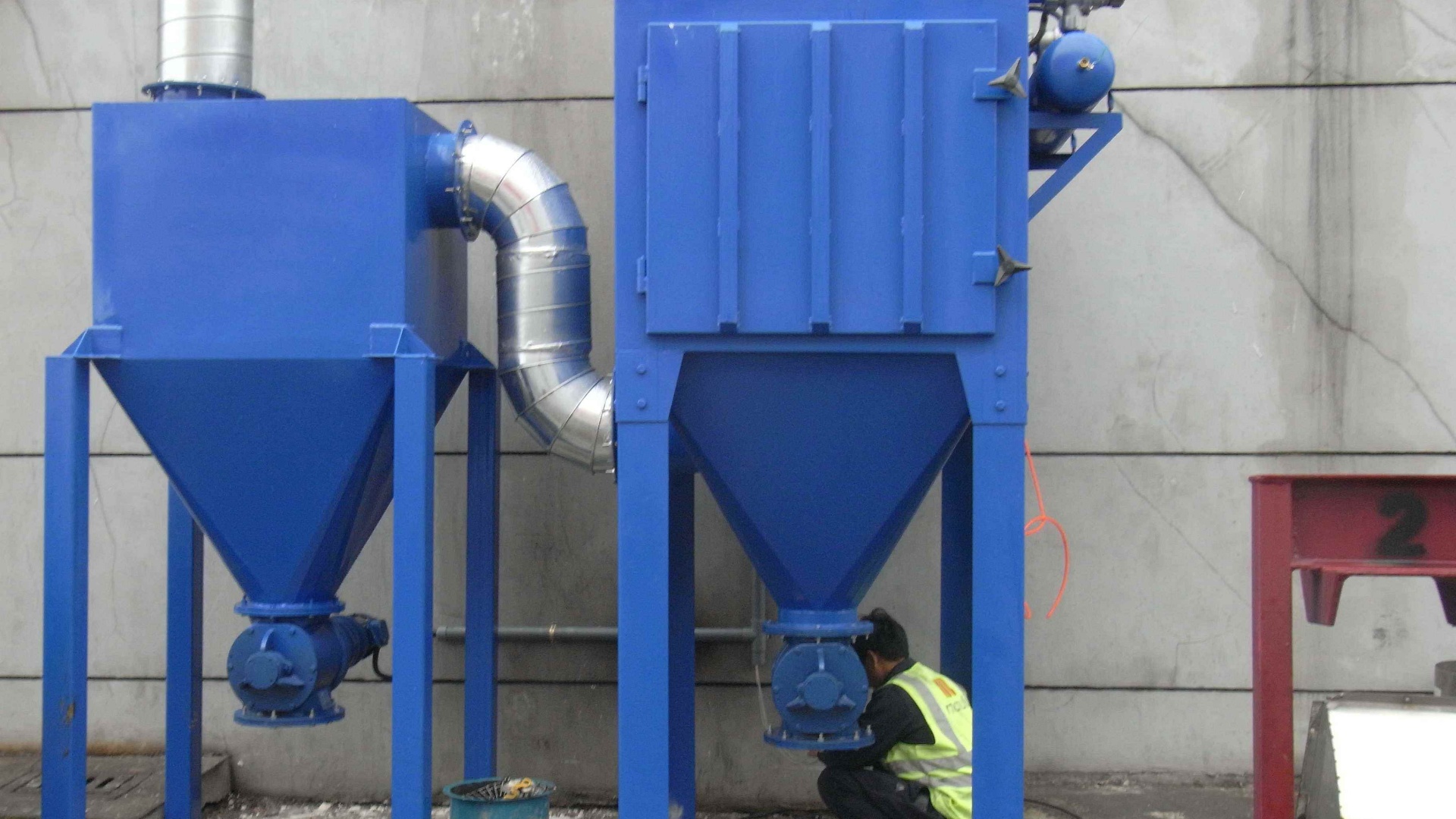 工廠真空除塵系統(tǒng)如何選型